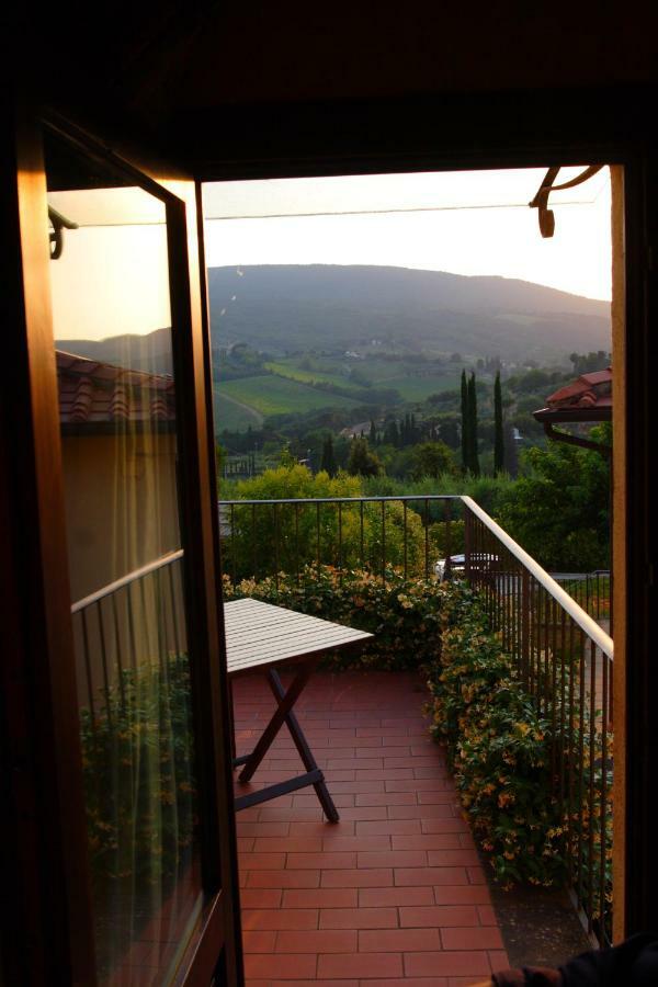 Locanda Viani San Gimignano Exterior photo